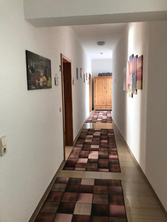 Gaestezimmer Klein Und Fein Fuer Nach Dem Wein 노이마겐드론 외부 사진